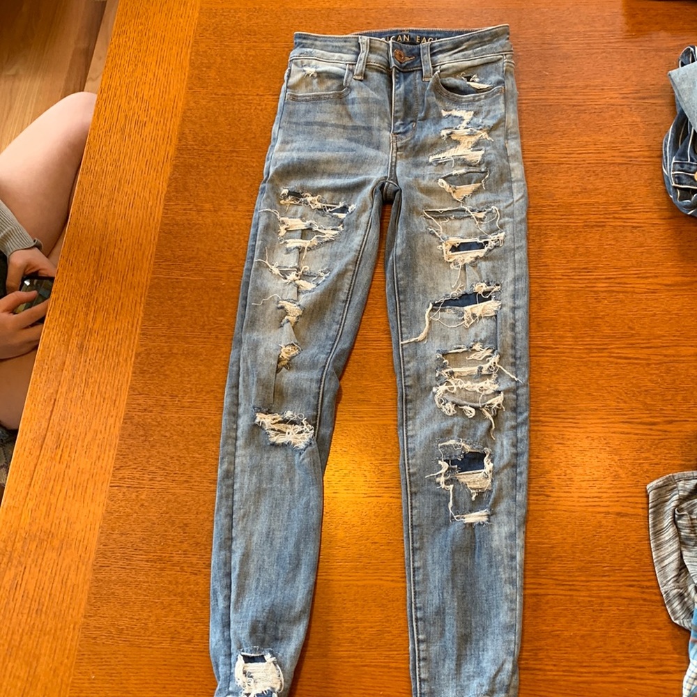 American Eagle Distressed High Rise Jegging Size 00 Short